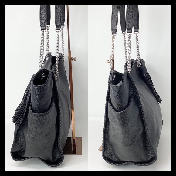 MICHAEL KORS Chelsea Large Leather Shoulder Tote Bag
Whipped Stitch Deta… - Picture 5 of 11